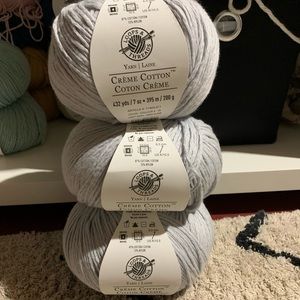 Loops & Threads Creme Cotton Light Gray Yarn